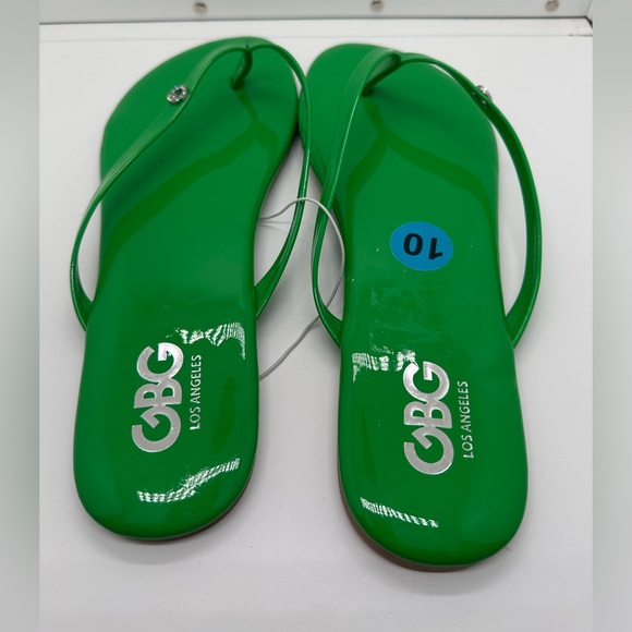 GBC Los Angeles Glossy Green Flip Flop Sandals NWOT Size 10 - Picture 4 of 6